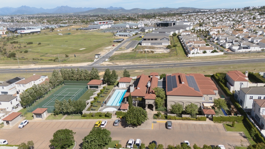 3 Bedroom Property for Sale in Avalon Estate Western Cape
